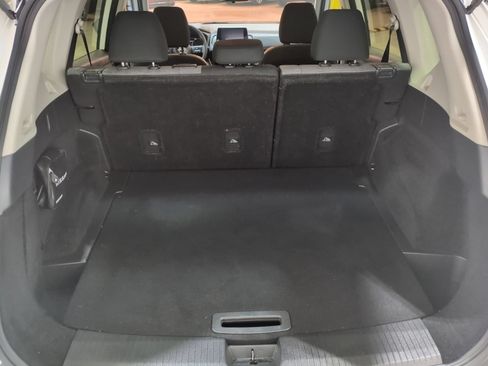 Used 2023 Nissan Rogue SV FWD image 13