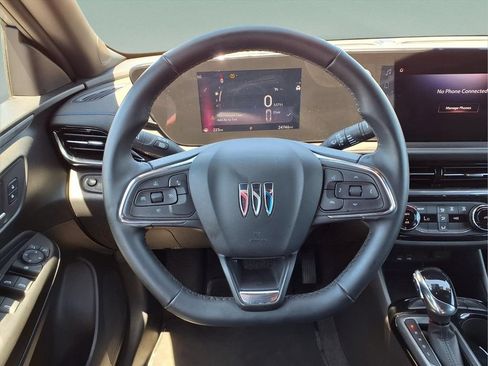 Certified 2025 Buick Envista Sport Touring FWD image 17