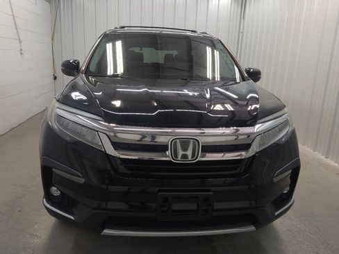 Used 2021 Honda Pilot Touring image 14