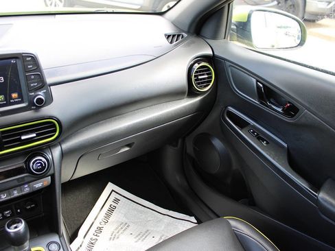 Used 2020 Hyundai Kona Ultimate image 17