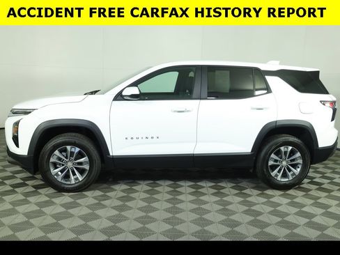 Used 2026 Chevrolet Equinox LT w/ Convenience Package II image 4