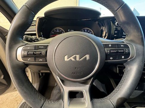 Used 2023 Kia K5 GT-Line image 16