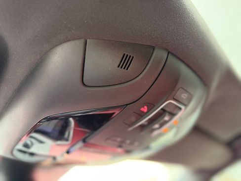 Used 2021 Maserati Ghibli S RWD image 33