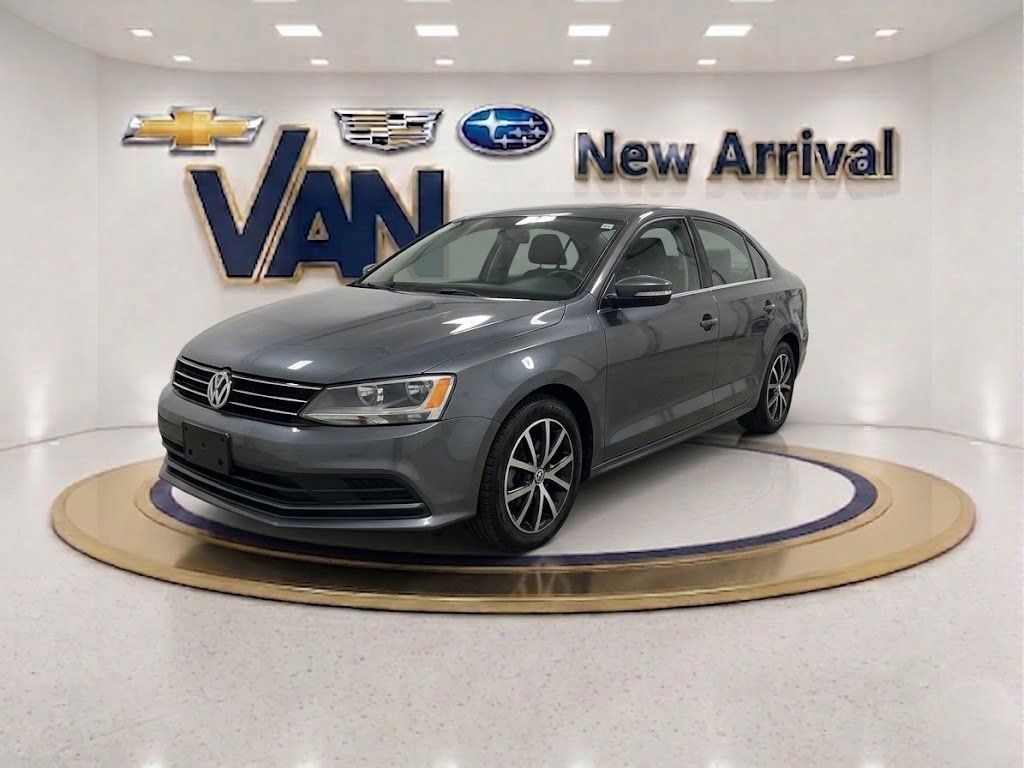 Used 2017 Volkswagen Jetta SE FWD image 1