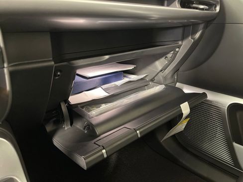 New 2026 Hyundai Ioniq 9 Calligraphy image 27