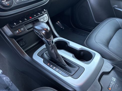 Used 2022 Chevrolet Colorado ZR2 image 26