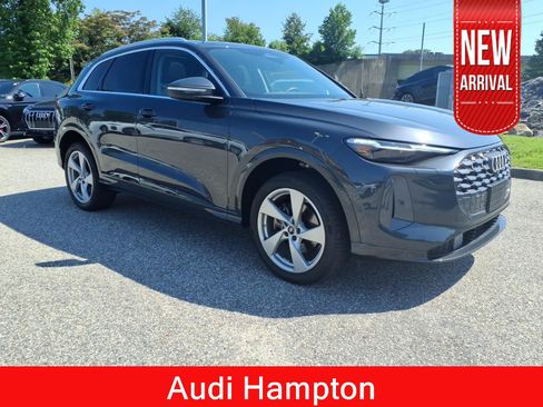 Used 2025 Audi Q5 Premium w/ Premium Plus AWD/4WD image 4