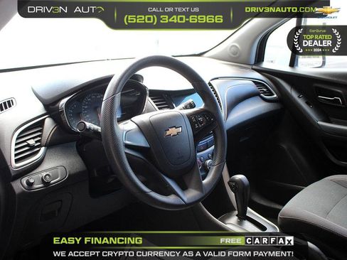 Used 2018 Chevrolet Trax LS image 11