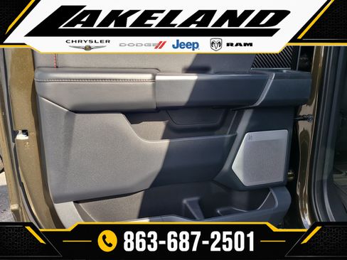 Used 2025 Ford F150 Raptor AWD/4WD image 11