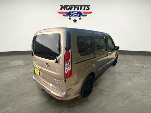 Used 2020 Ford Transit Connect XLT image 5