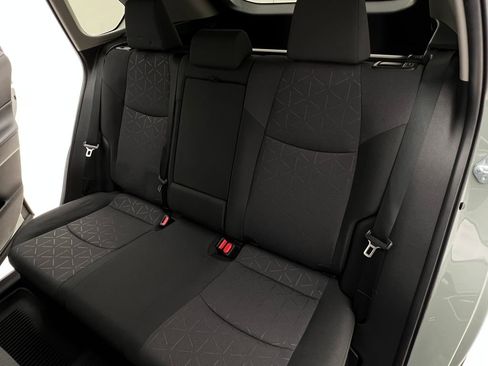 Used 2021 Toyota RAV4 XLE image 21