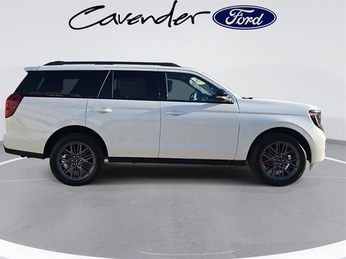 New 2025 Ford Expedition Platinum w/ Stealth Performance Package image 4