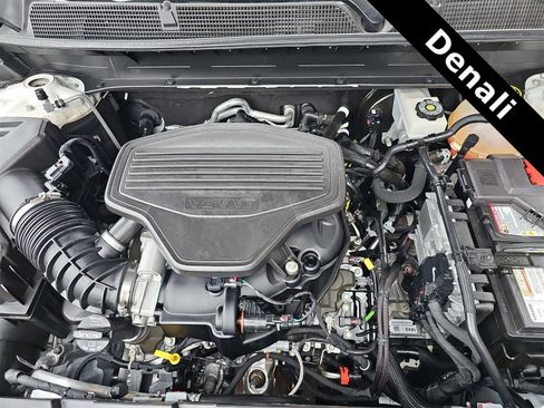 Used 2022 GMC Acadia Denali w/ Denali Ultimate Package image 13