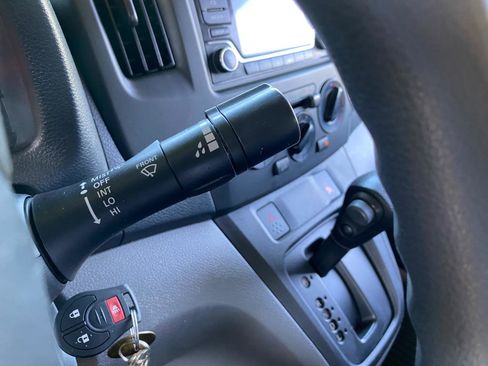 Used 2018 Nissan NV200 SV FWD image 46