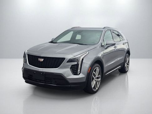 Used 2023 Cadillac XT4 Sport FWD image 2