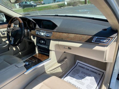 Used 2014 Mercedes-Benz E 350 4MATIC Sedan w/ Premium 1 Package image 34