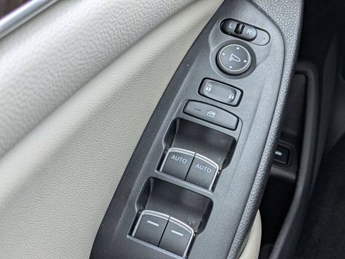 Certified 2021 Honda Accord Touring image 21