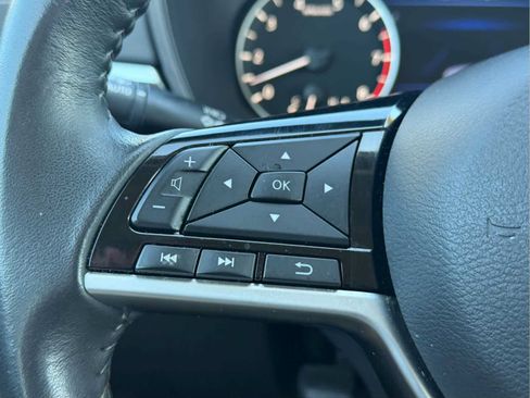 Used 2022 Nissan Altima 2.5 SV w/ SV Premium Package AWD/4WD image 84