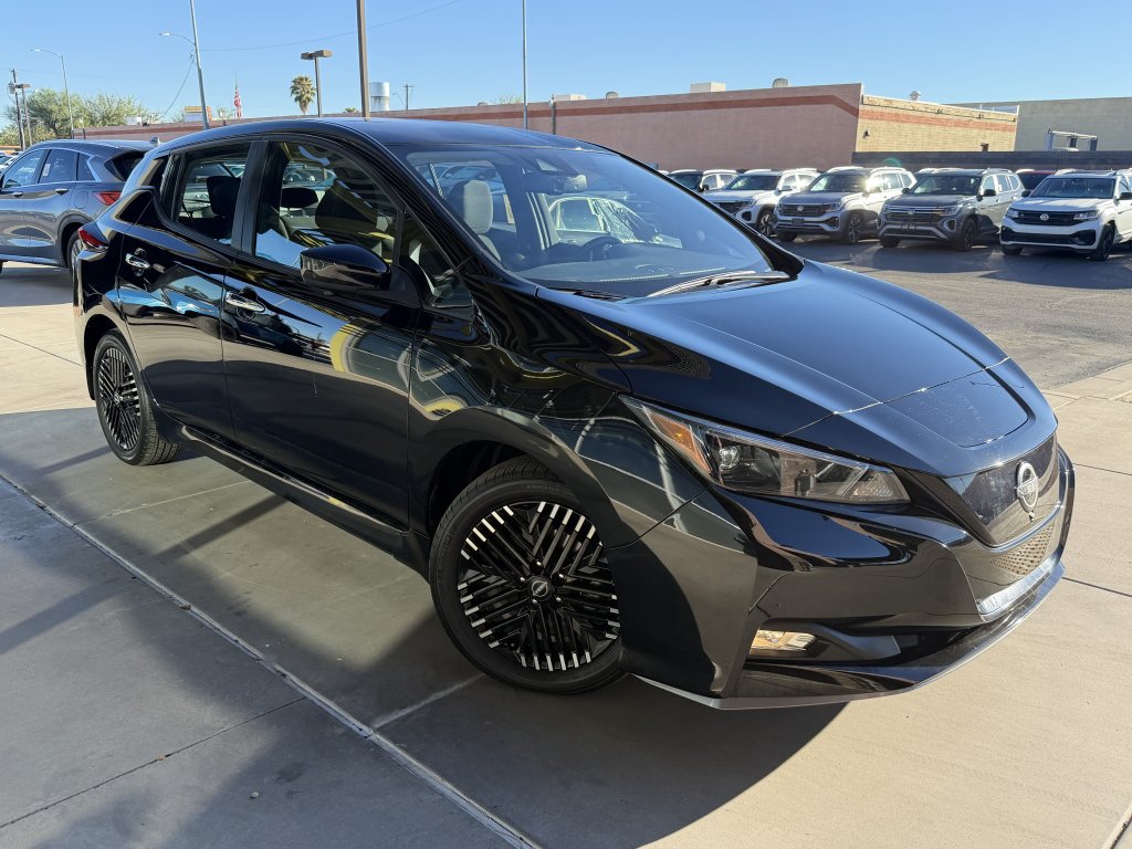 Used 2025 Nissan Leaf SV Plus FWD image 6