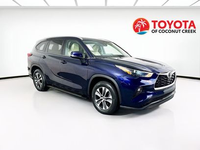 Used 2023 Toyota Highlander XLE