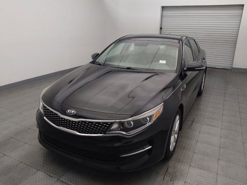 Used 2017 Kia Optima EX image 15
