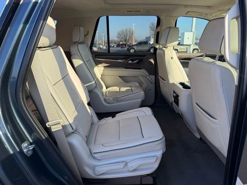Used 2021 GMC Yukon Denali w/ Denali Premium Package image 45