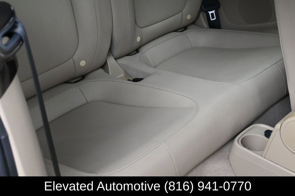Used 2015 Volkswagen Beetle TDI FWD image 10