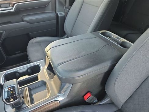 Certified 2025 Chevrolet Silverado 1500 RST AWD/4WD image 24