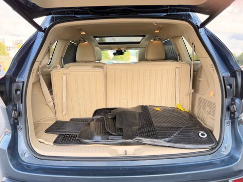 Used 2019 Toyota Highlander Limited Platinum FWD image 43