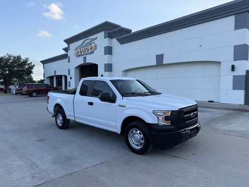 Used 2015 Ford F150 XL w/ Equipment Group 101A Mid RWD image 37