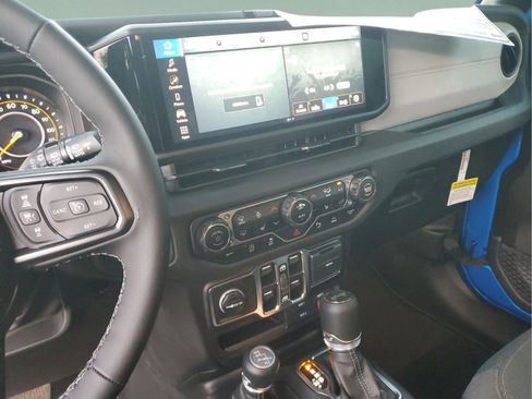 New 2026 Jeep Wrangler Sport S image 24