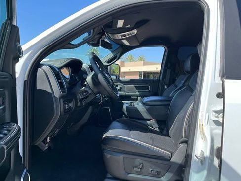 Used 2024 RAM 2500 Laramie AWD/4WD image 17