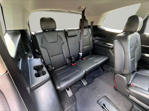 Used 2021 Kia Telluride S FWD image 26