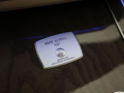 Used 2021 BMW ALPINA XB7 AWD/4WD image 63