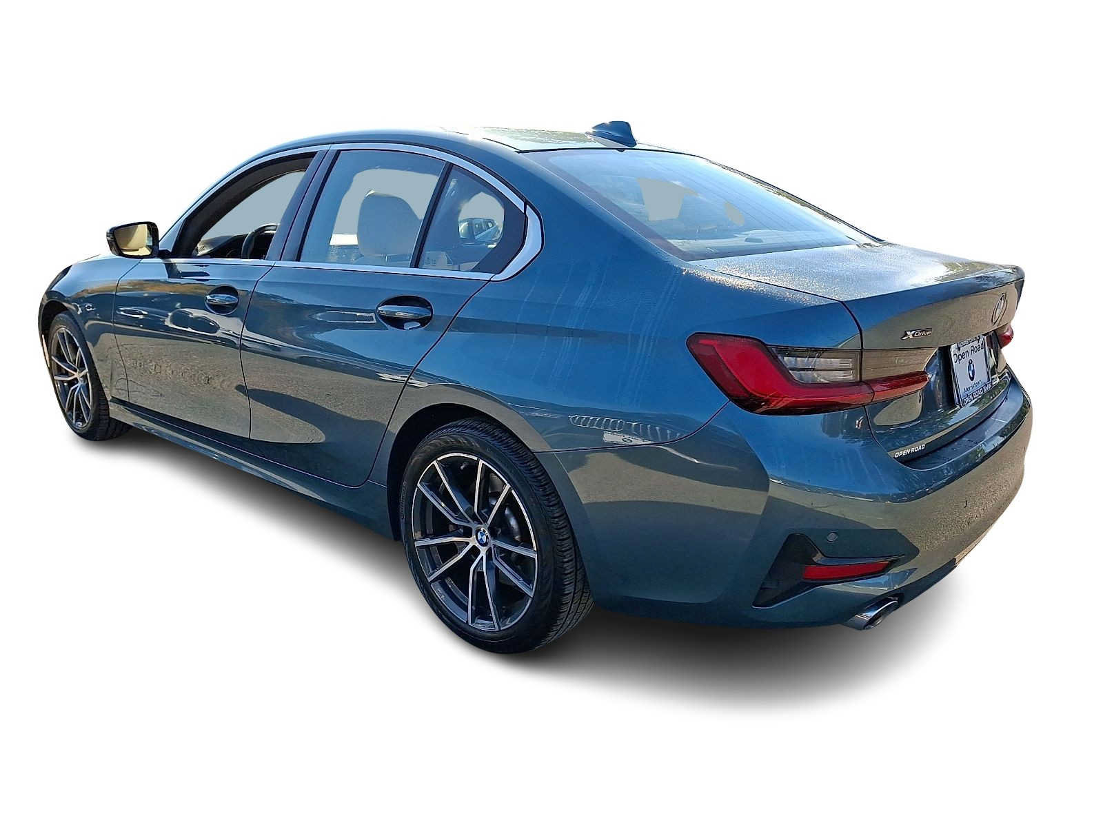 Used 2019 BMW 330i xDrive Sedan w/ Driving Assistance Package AWD/4WD image 4