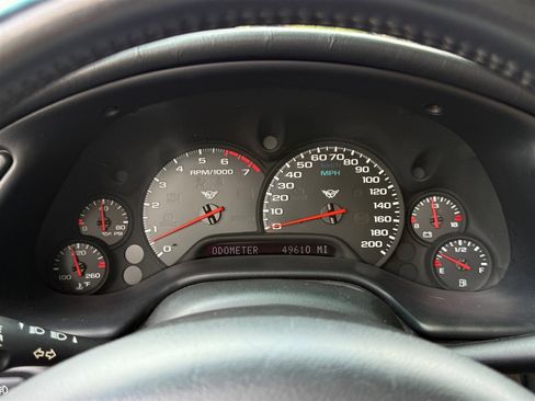 Used 2002 Chevrolet Corvette Convertible w/ Preferred Equipment Group1 image 38