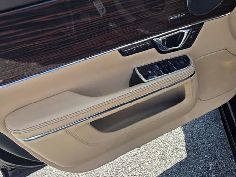 Used 2014 Jaguar XJ L Portfolio image 10