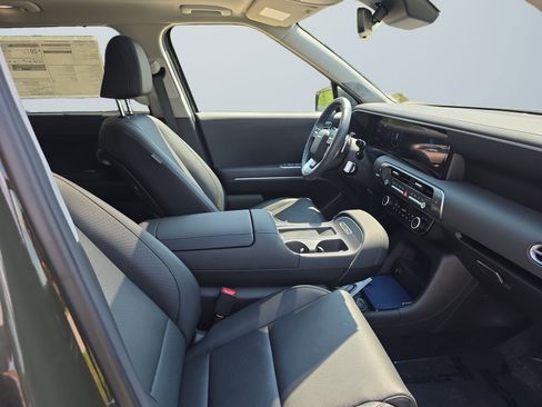 Certified 2026 Hyundai Palisade Limited AWD/4WD image 18