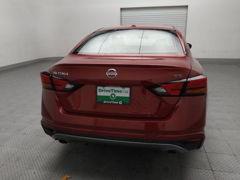 Used 2019 Nissan Altima 2.5 SR FWD image 7