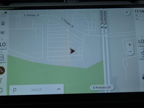 Used 2025 Land Rover Discovery Sport S image 15