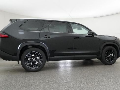 New 2026 Toyota Grand Highlander AWD image 26