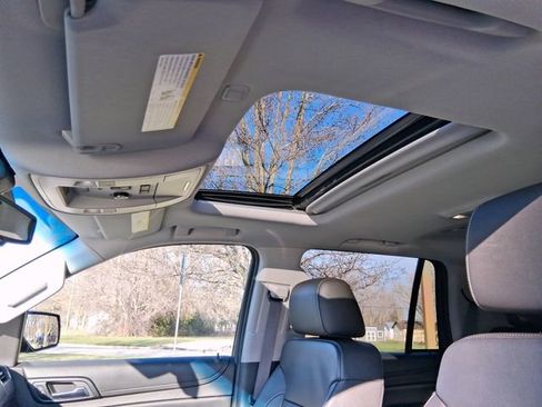 Used 2016 Chevrolet Tahoe LT w/ Luxury Package image 13