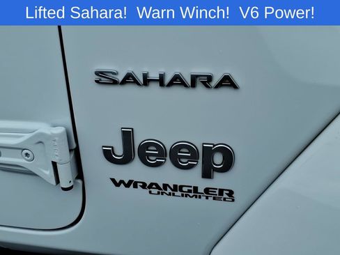 Used 2021 Jeep Wrangler Unlimited Sahara w/ LED Lighting Group AWD/4WD image 16