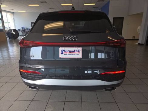 Used 2025 Audi Q5 Premium Plus w/ Premium Plus AWD/4WD image 7
