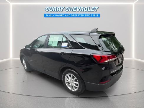 Used 2023 Chevrolet Equinox LS FWD image 10