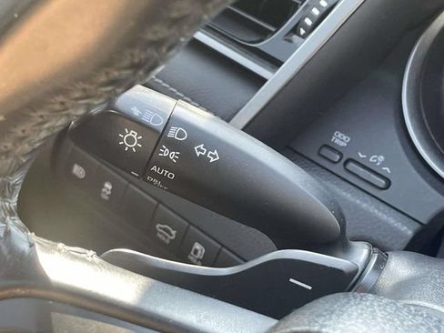 Used 2021 Toyota Camry SE FWD image 26