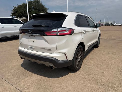 Used 2019 Ford Edge Titanium FWD image 7