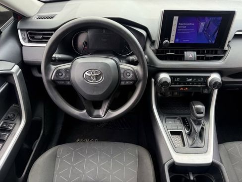 Used 2024 Toyota RAV4 XLE w/ Convenience Package FWD image 12