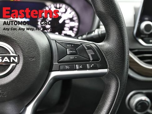 Used 2023 Nissan Altima 2.5 SV FWD image 16
