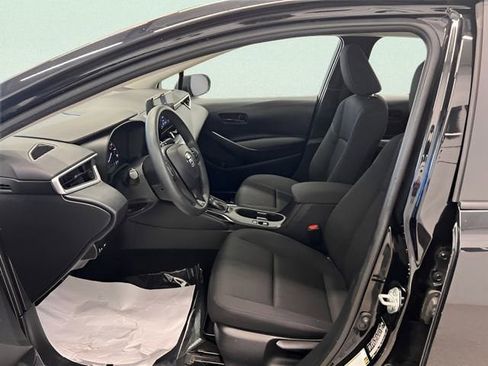 Used 2023 Toyota Corolla LE FWD image 16